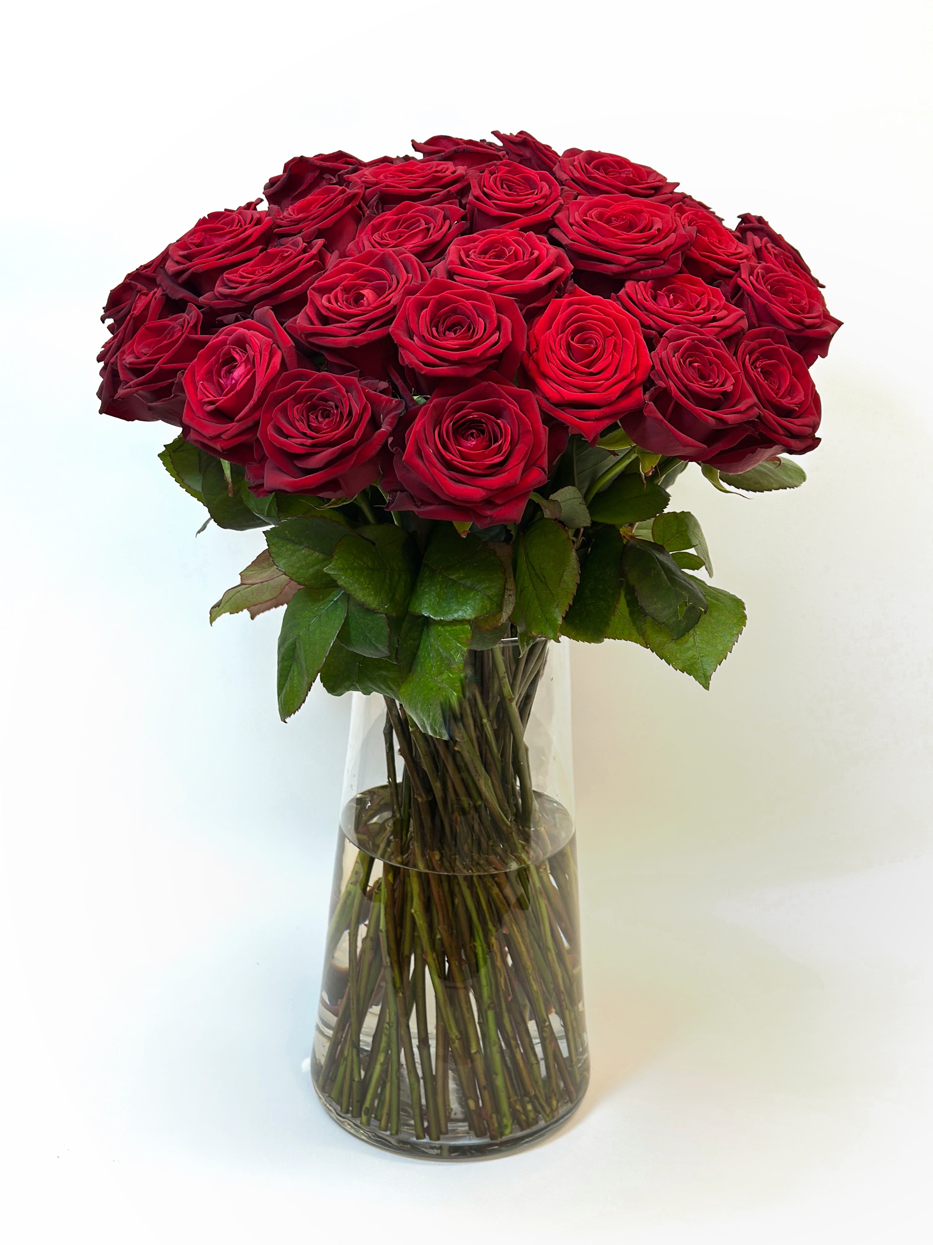 Rote Rosen 50 Stiele kaufen schicken verschenken für Mutter Geschenk Muttertag Pure Bloom Luzern Zug Nidwalden